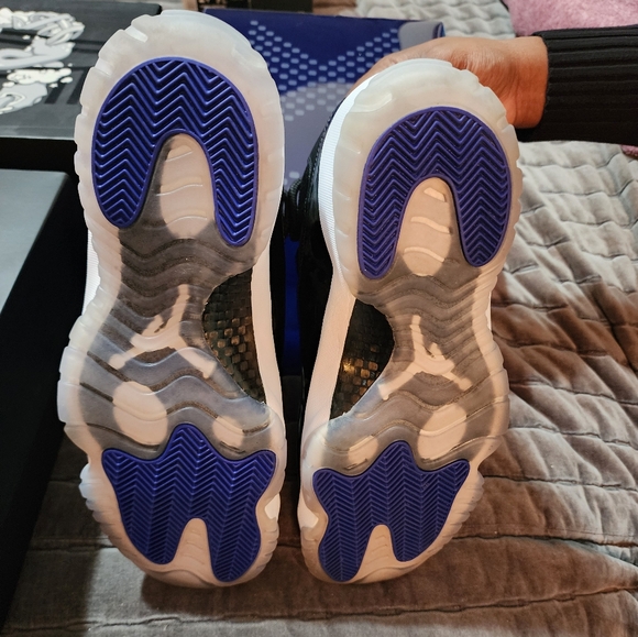 New Jordan Retro 11 Space Jam Size 12 Men - Picture 10 of 10